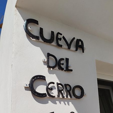 Alojamiento Rural Cueva Del Cerro Casas del Cerro Esterno foto