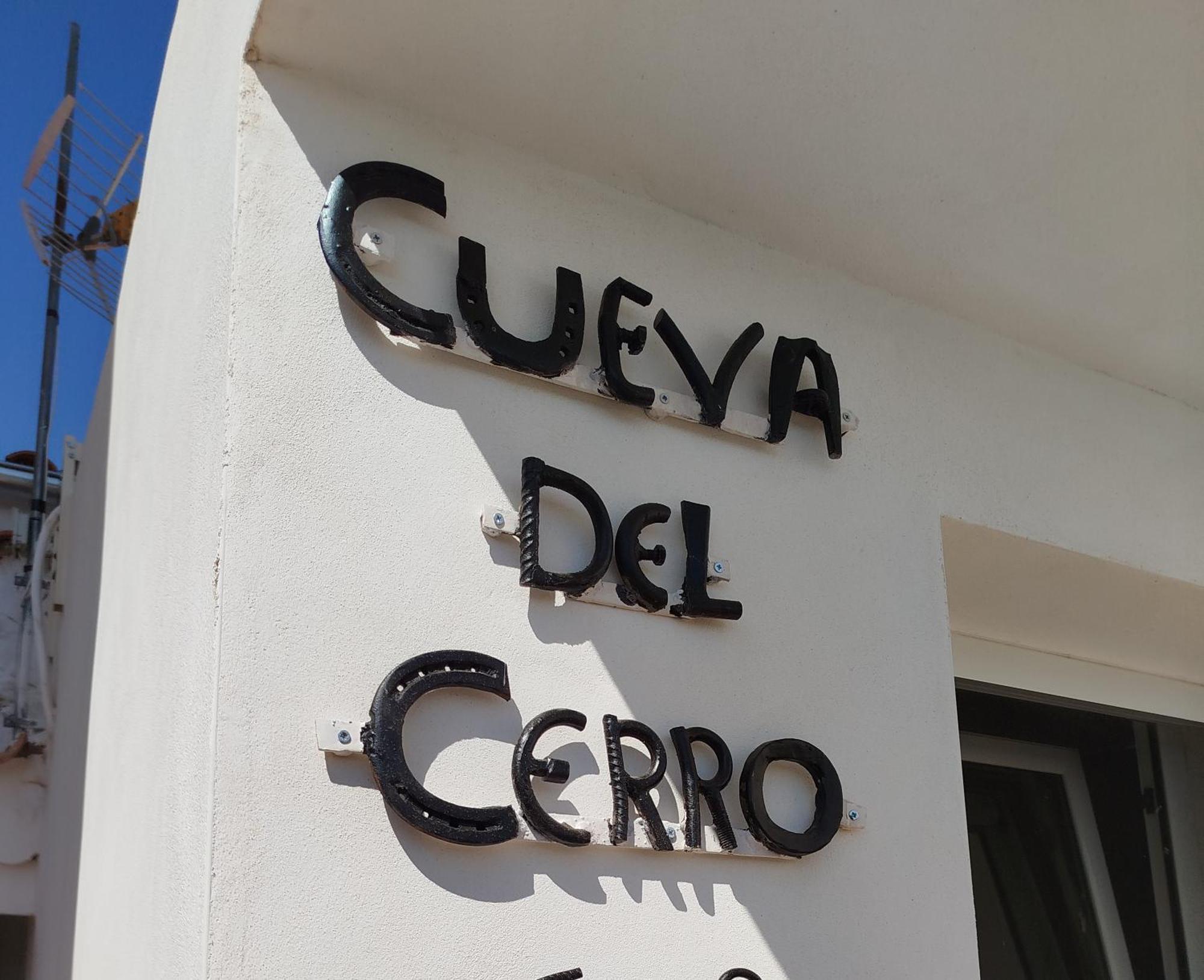 Alojamiento Rural Cueva Del Cerro Casas del Cerro Esterno foto